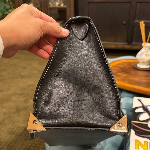 Alberta Di Canio Elegant Black Leather Tote Bag - Picture 6 of 6